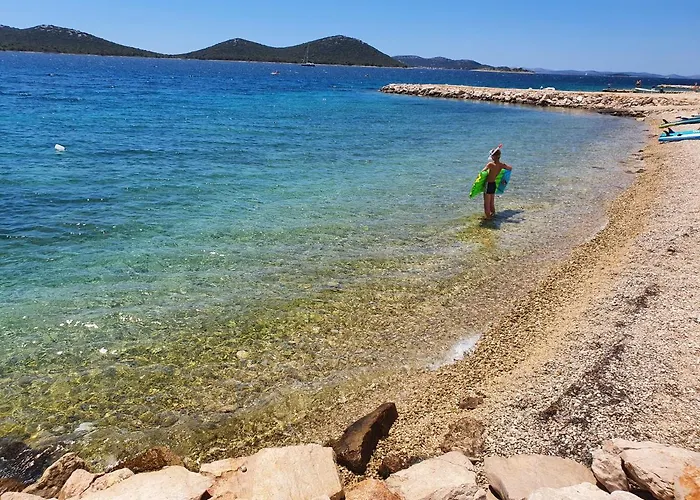 Mobile Zara Дом отдыха