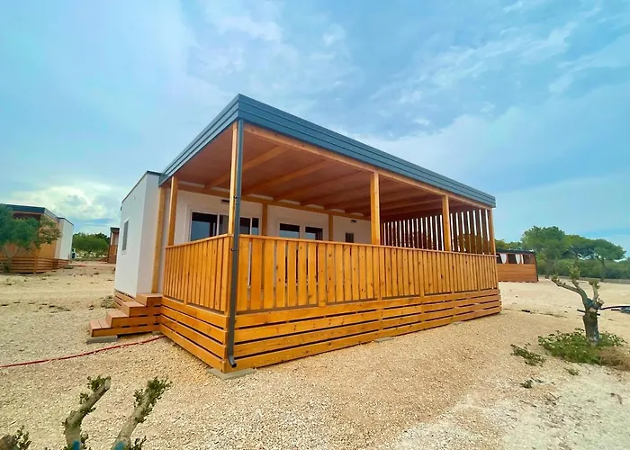 Dom wakacyjny Mobile Zara *